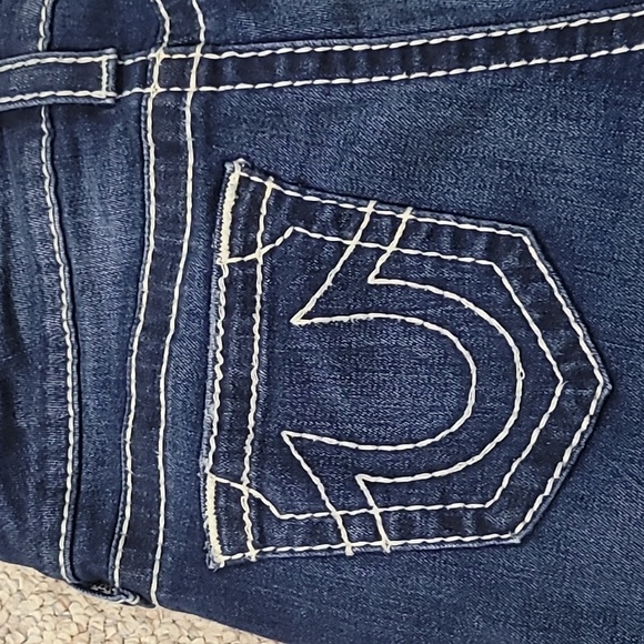 True Religion Women Denim Shorts - Picture 4 of 16